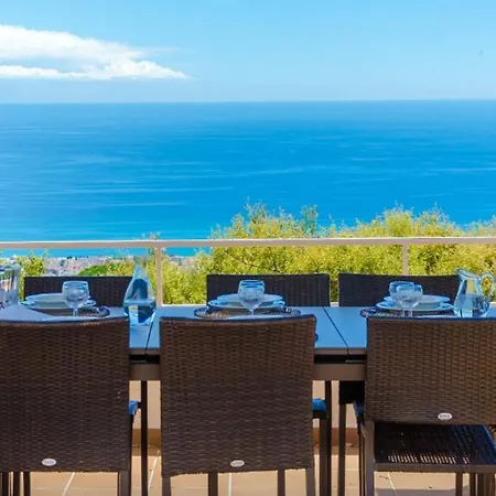 Homeholidaysrentals Malvina Pineda de Mar