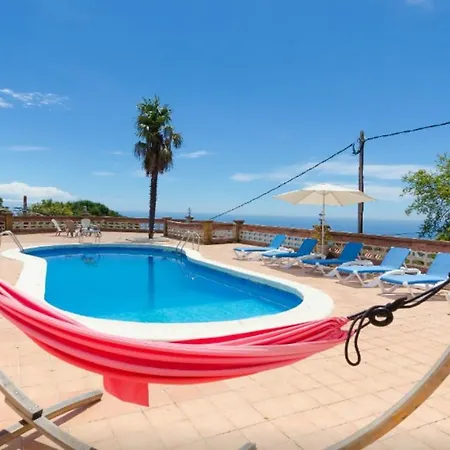 Homeholidaysrentals Malvina Villa