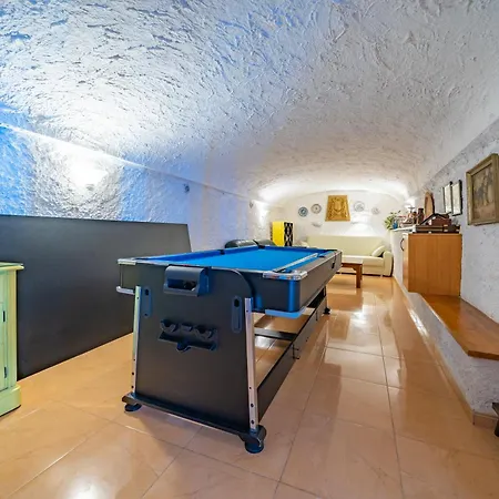 Homeholidaysrentals Malvina *