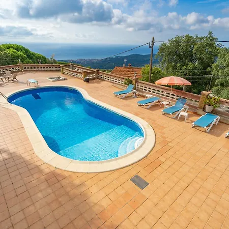Homeholidaysrentals Malvina Villa Pineda de Mar