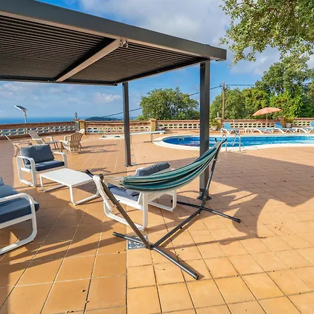 Homeholidaysrentals Malvina Villa