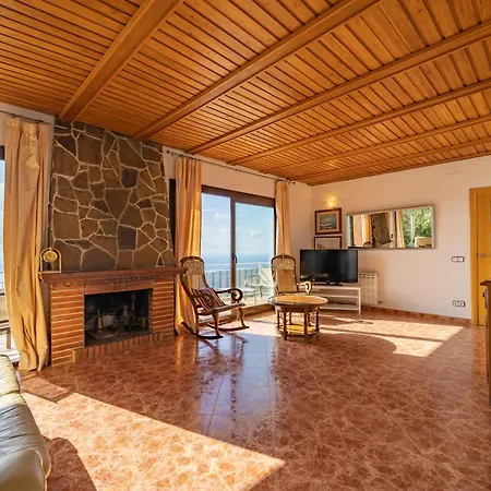Homeholidaysrentals Malvina Villa