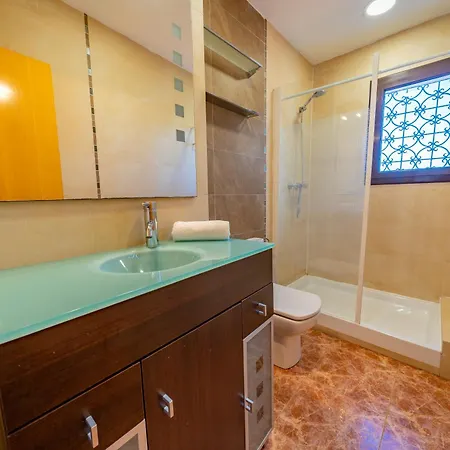Villa Homeholidaysrentals Malvina Pineda de Mar