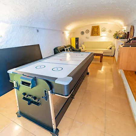 Homeholidaysrentals Malvina Villa Pineda de Mar
