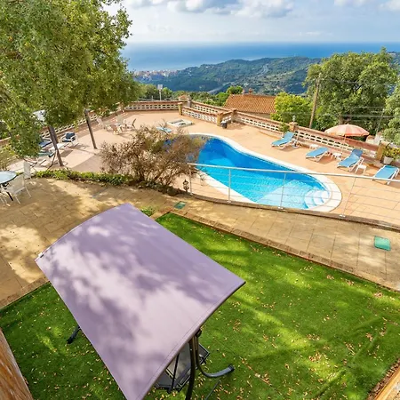 Homeholidaysrentals Malvina Villa