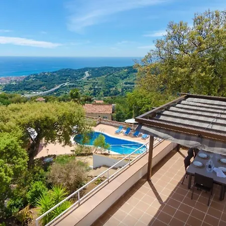 Homeholidaysrentals Malvina Villa